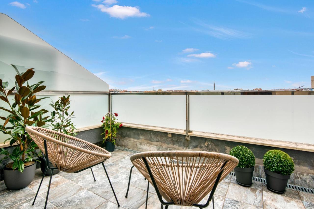 Cozy Penthouse, 20 Min To Downtown, Alcala Norte 马德里 外观 照片